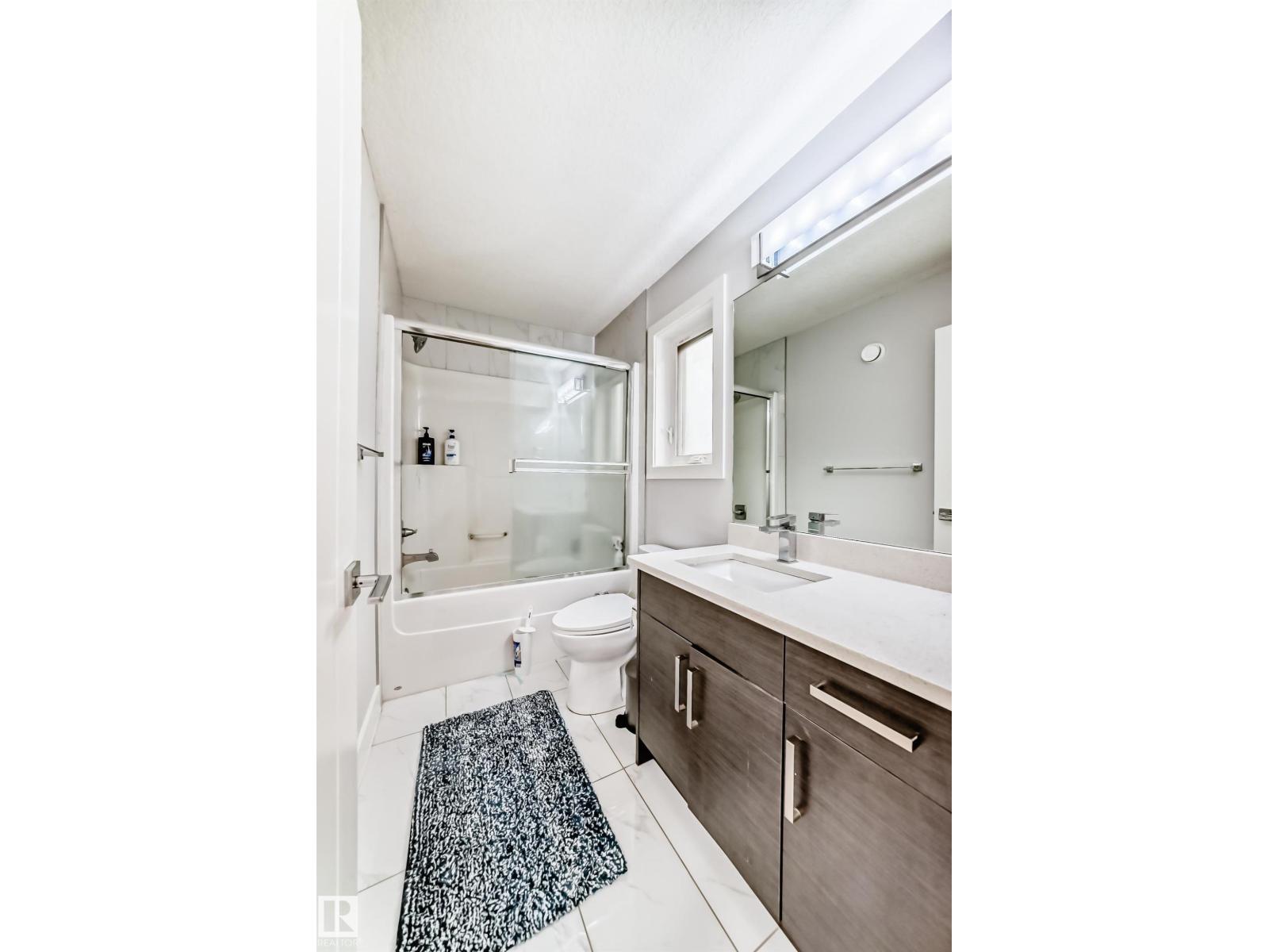 Photo 49 of 6105 19 A Av Sw, Edmonton AB