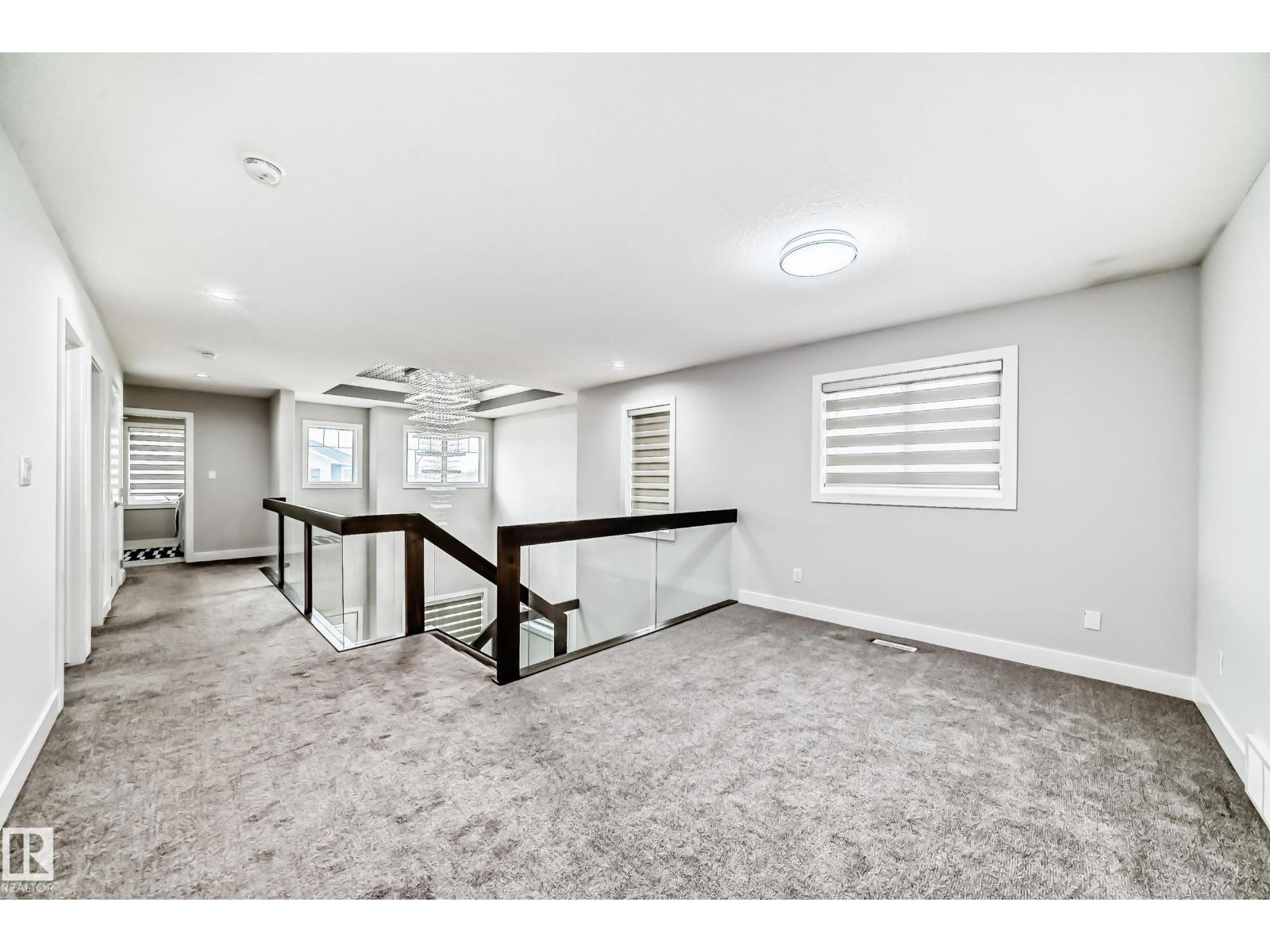 Photo 34 of 6105 19 A Av Sw, Edmonton AB