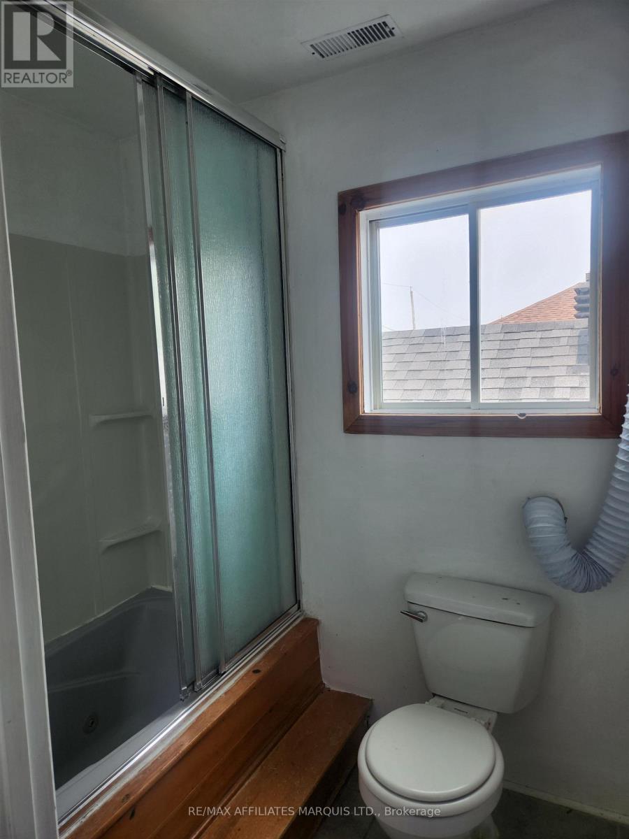 Photo 16 of 329 Carleton Street, Cornwall ON