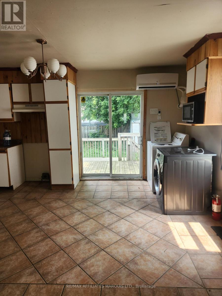 Photo 17 of 329 Carleton Street, Cornwall ON