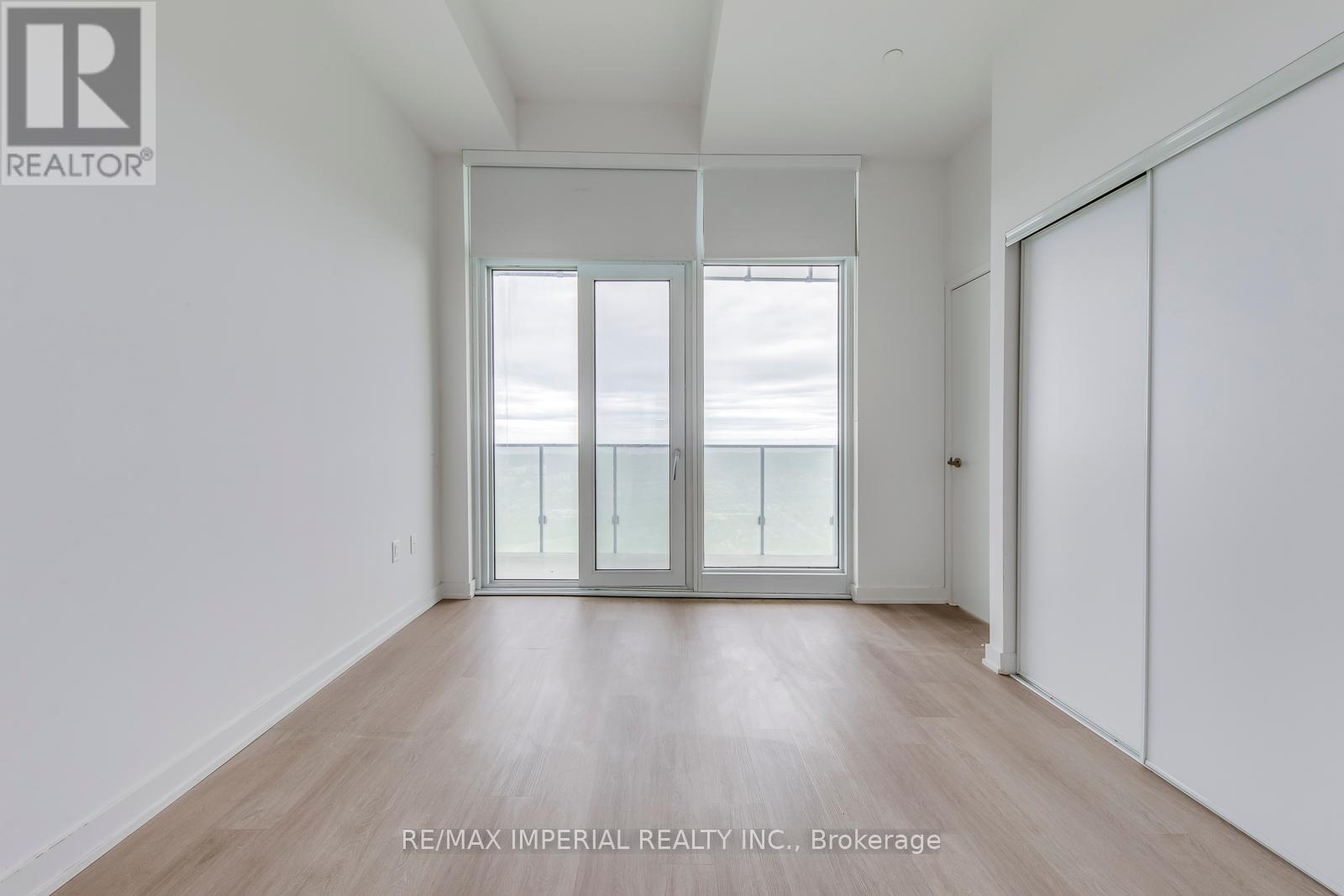Photo 28 of 4909 3883 Quartz Road, Mississauga ON