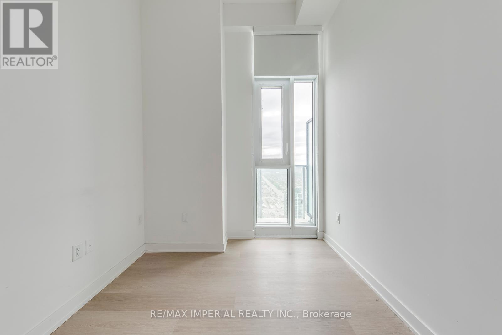Photo 21 of 4909 3883 Quartz Road, Mississauga ON