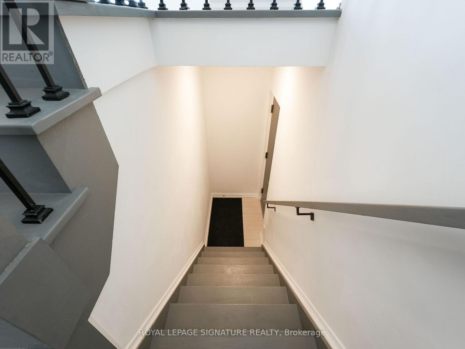 Photo 40 of 50 10 Brin Drive, Toronto ON