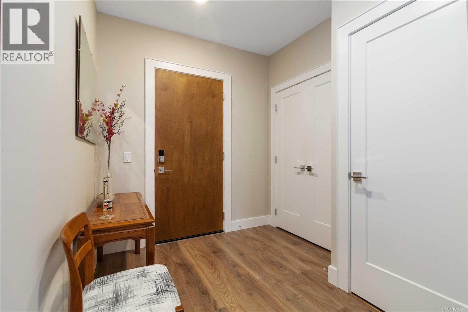 Single Family House for Sale in   Travino Lane Saanich 