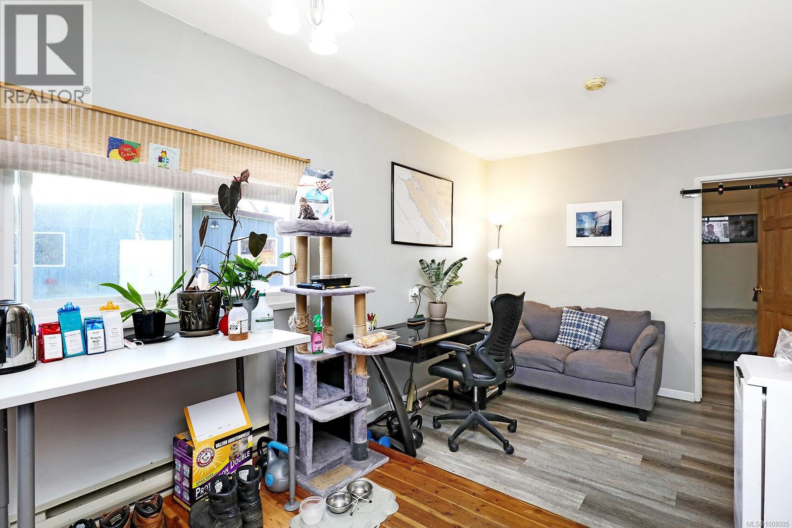 Photo 7 of 2695 Carstairs Dr, Courtenay BC