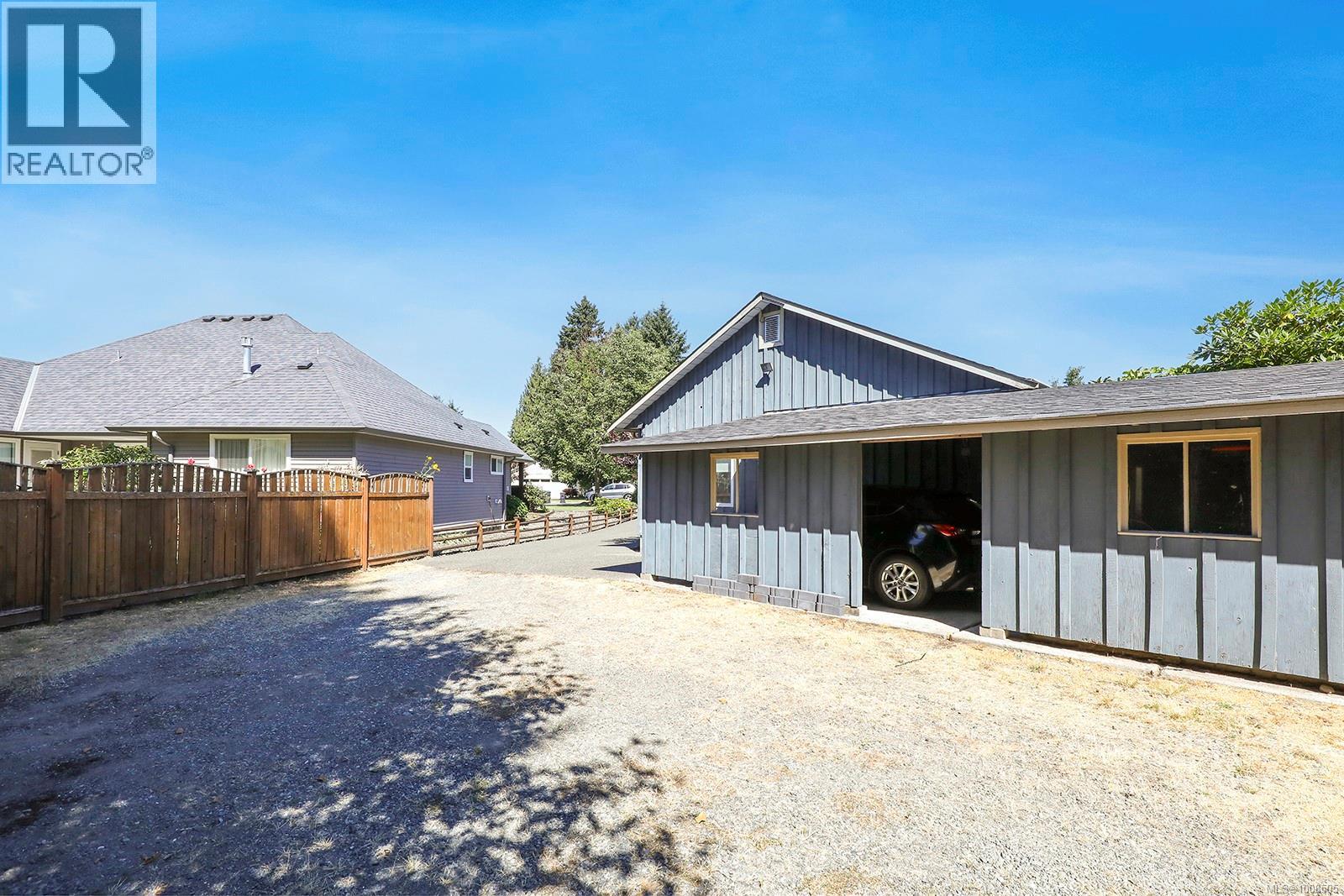Photo 32 of 2695 Carstairs Dr, Courtenay BC