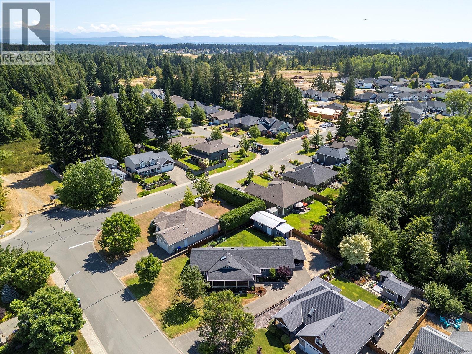 Photo 28 of 2695 Carstairs Dr, Courtenay BC