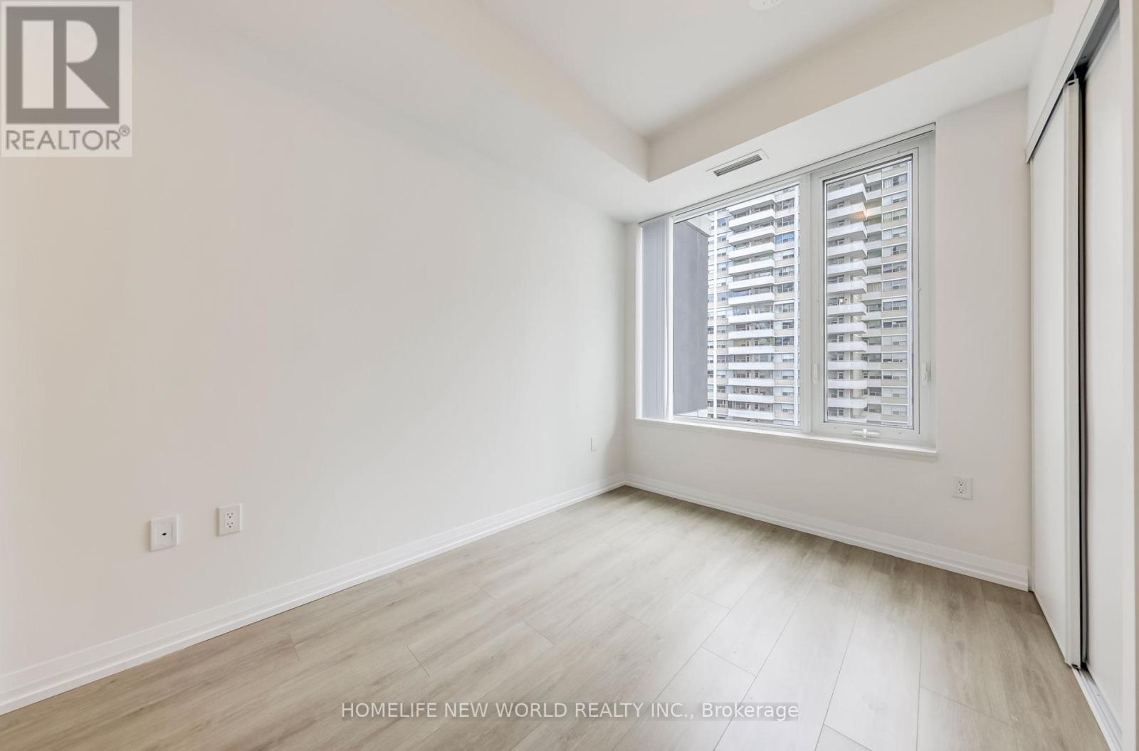 Photo 16 of 1011 50 Dunfield Avenue, Toronto ON