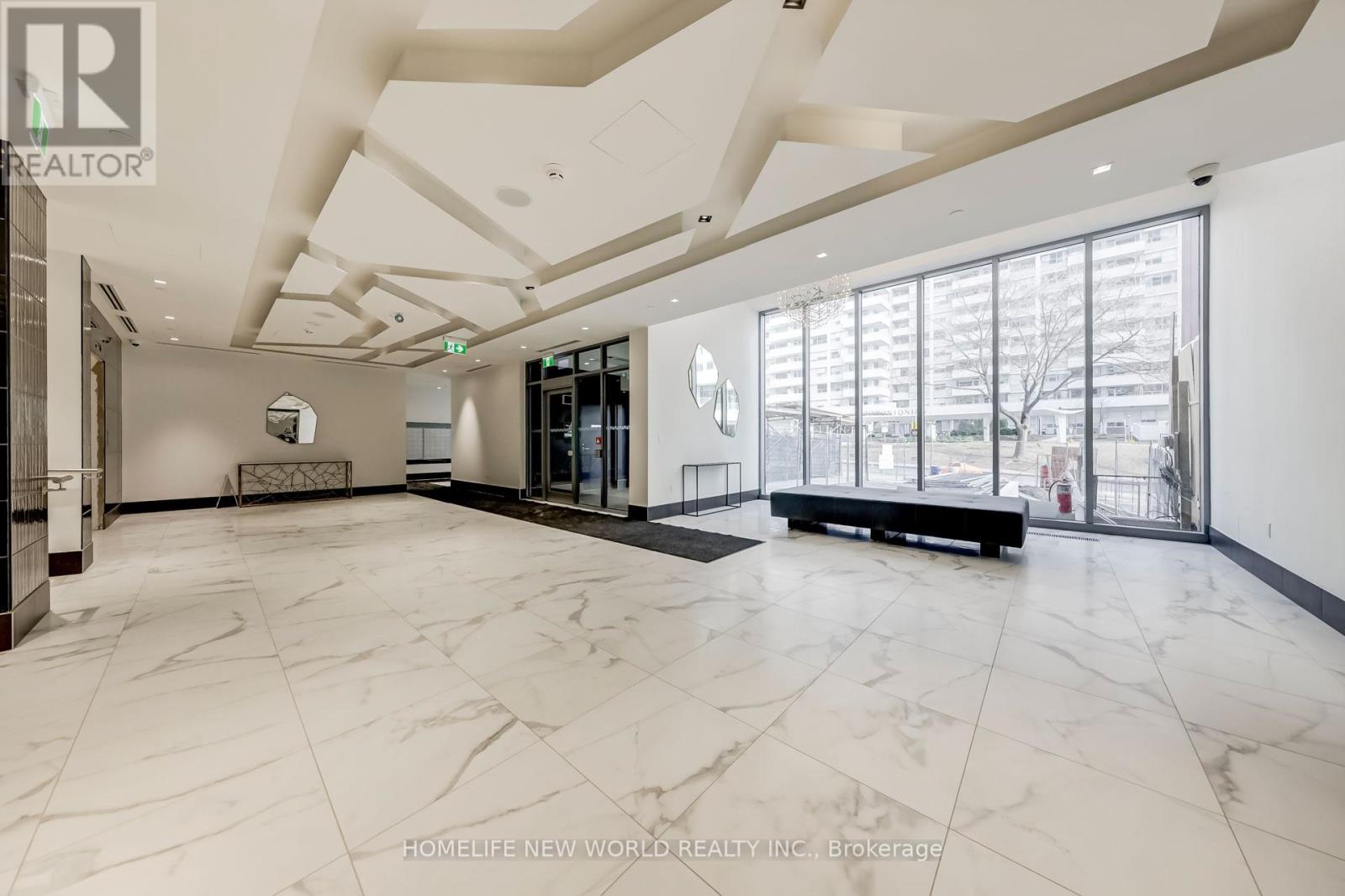 Photo 18 of 1011 50 Dunfield Avenue, Toronto ON