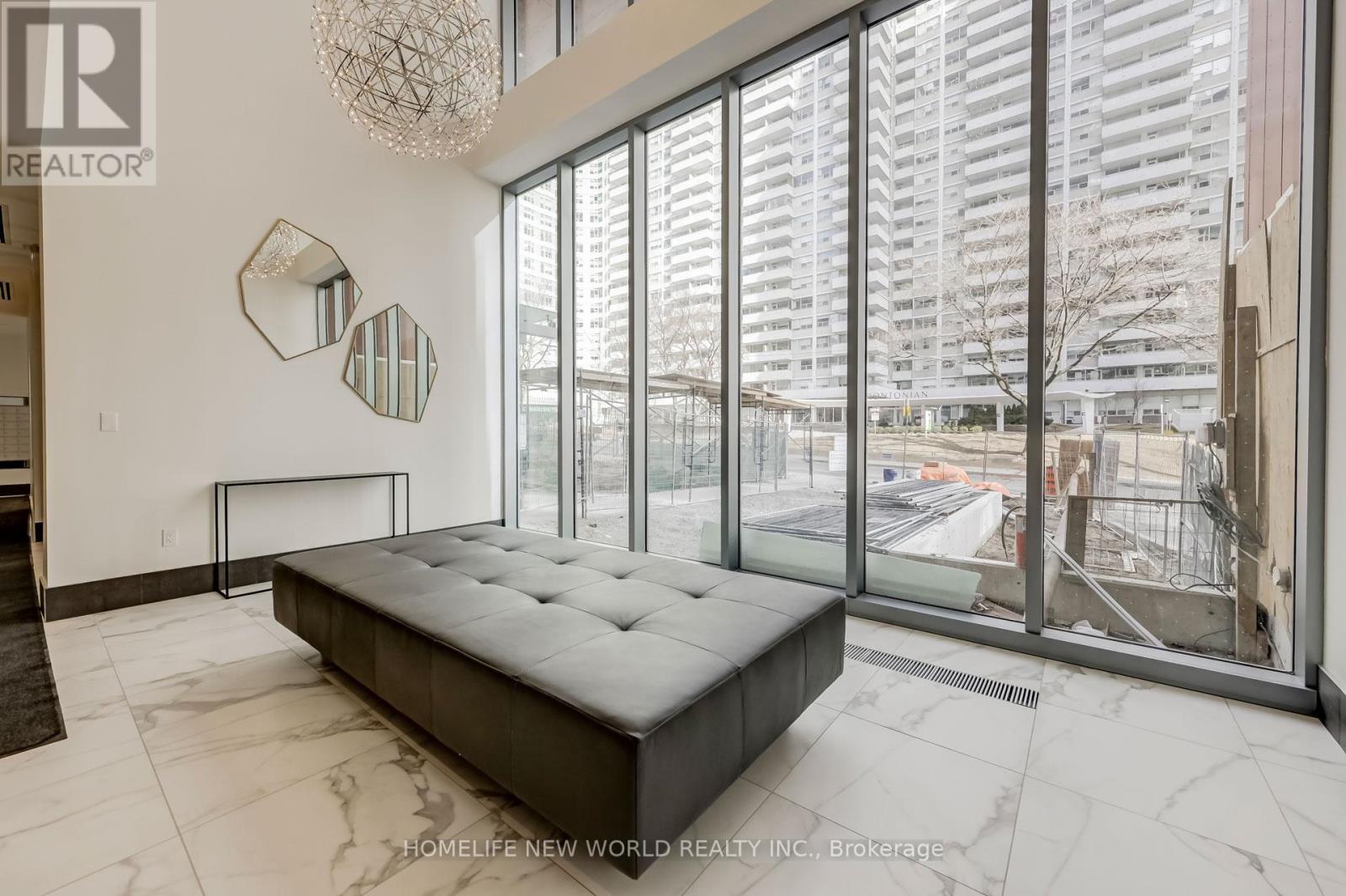 Photo 23 of 1011 50 Dunfield Avenue, Toronto ON