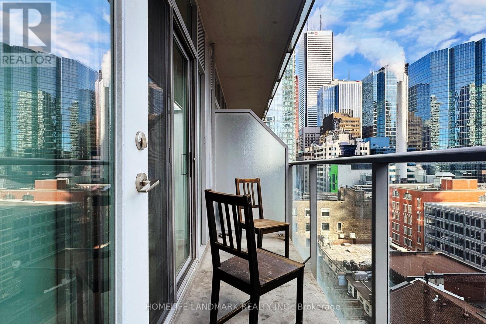 Photo 31 of 1001 21 Nelson Street, Toronto ON