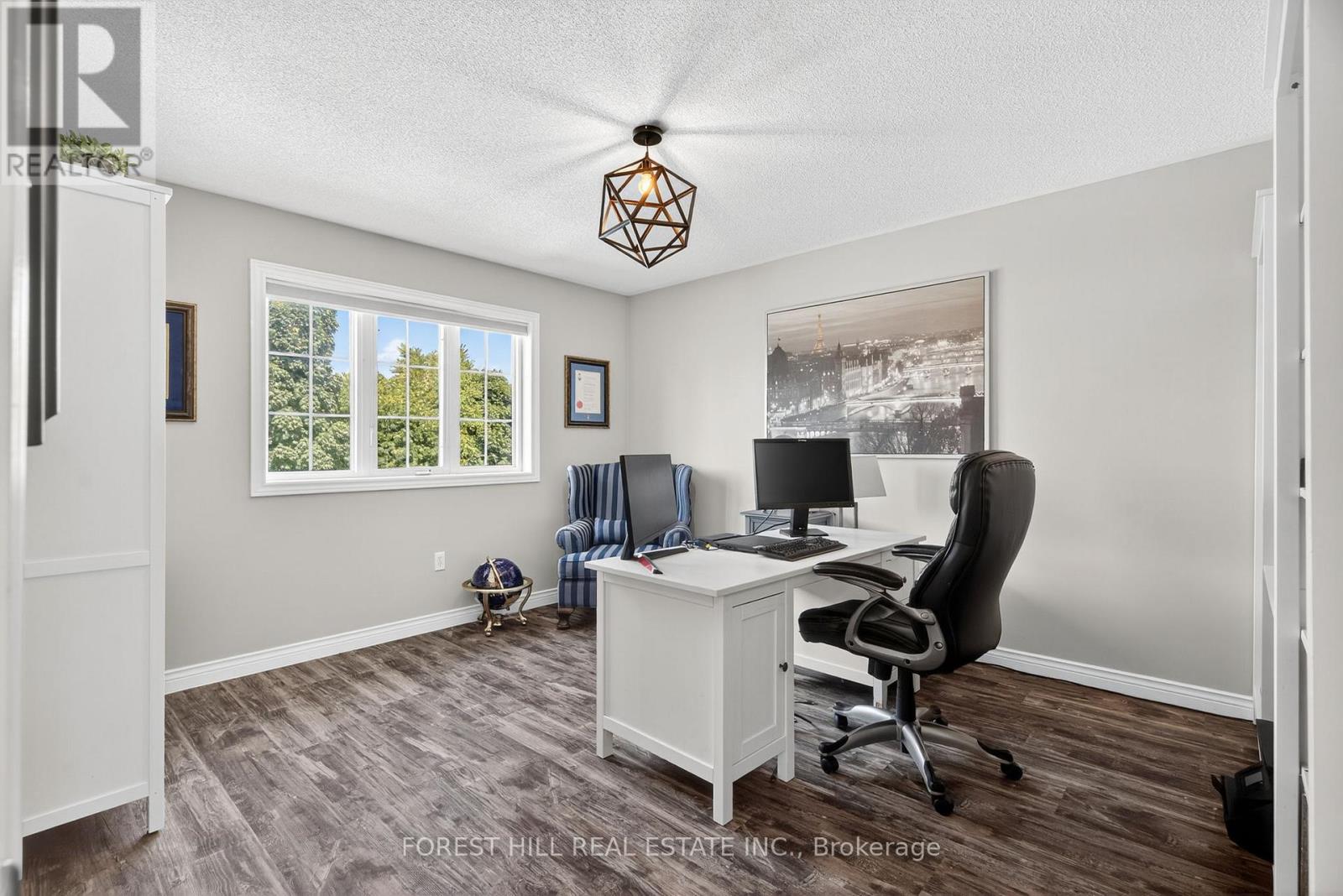 Photo 20 of 24 Vesna Court, Clarington ON