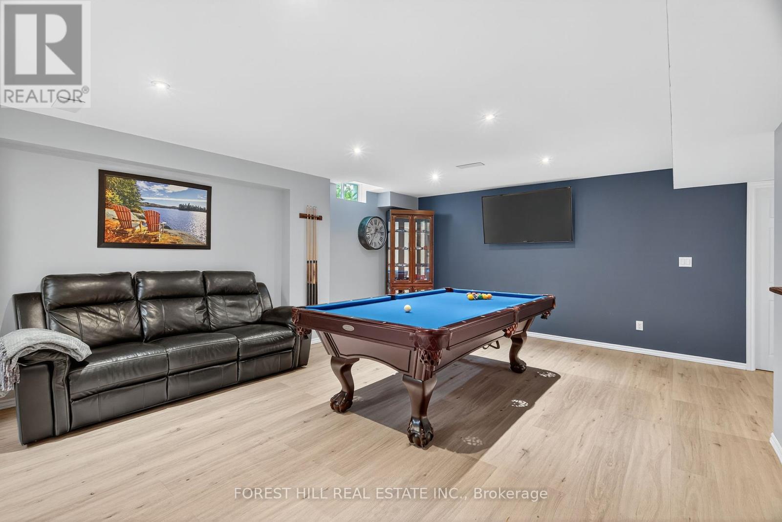 Photo 25 of 24 Vesna Court, Clarington ON