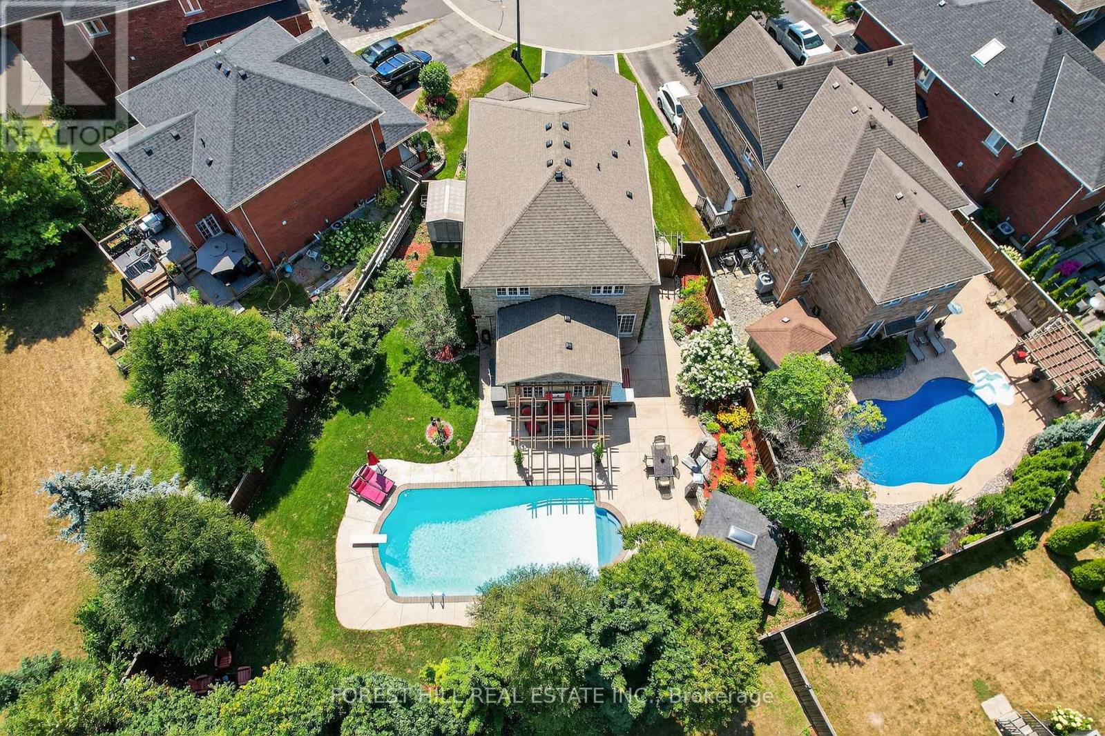 Photo 40 of 24 Vesna Court, Clarington ON