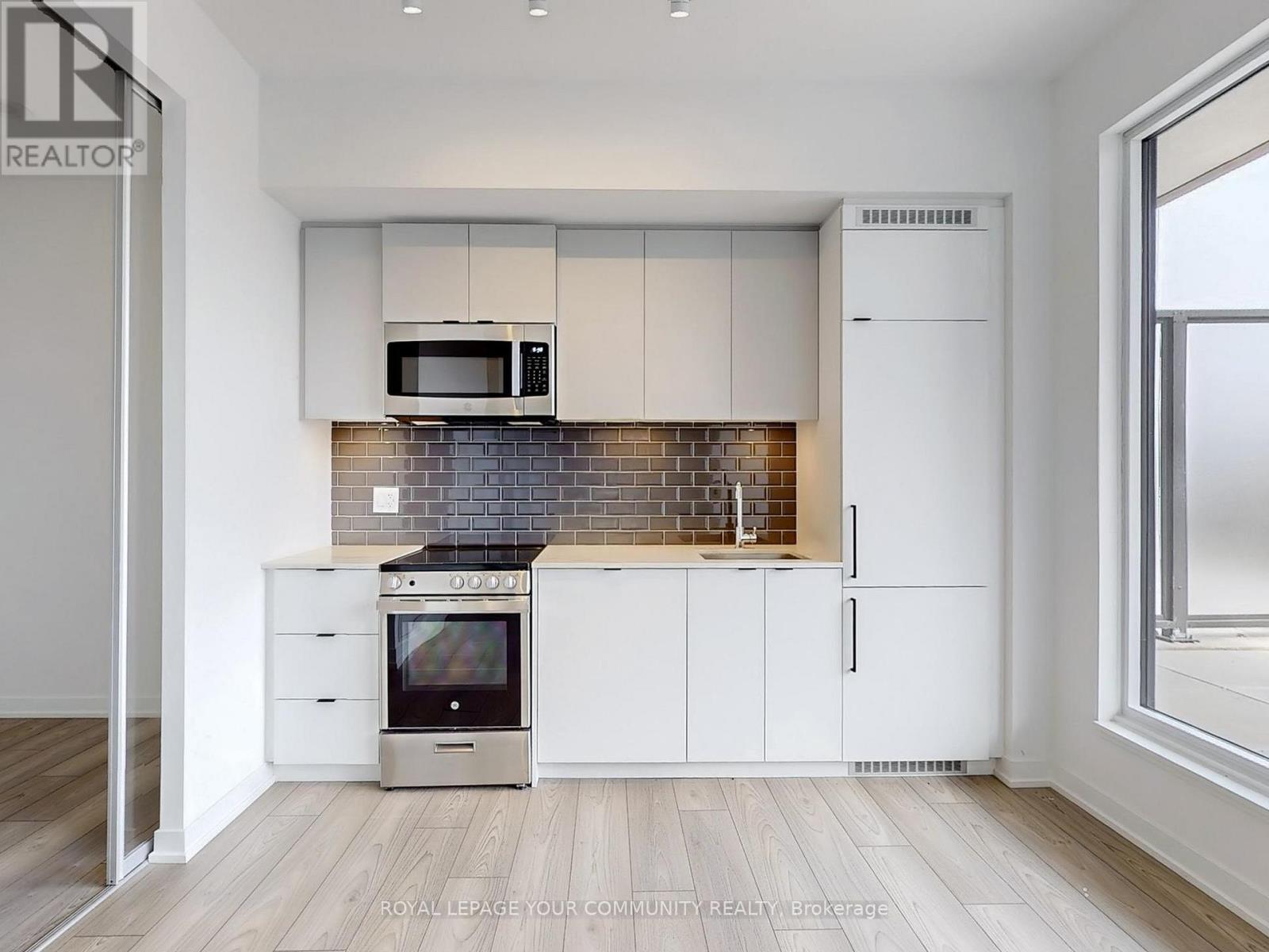 Photo 4 of 517 285 Dufferin Street, Toronto ON