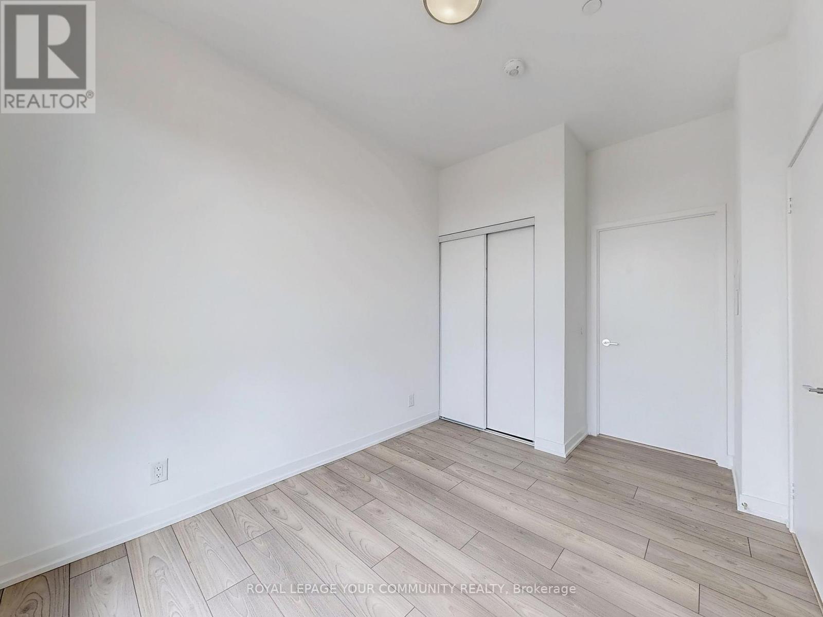Photo 12 of 517 285 Dufferin Street, Toronto ON