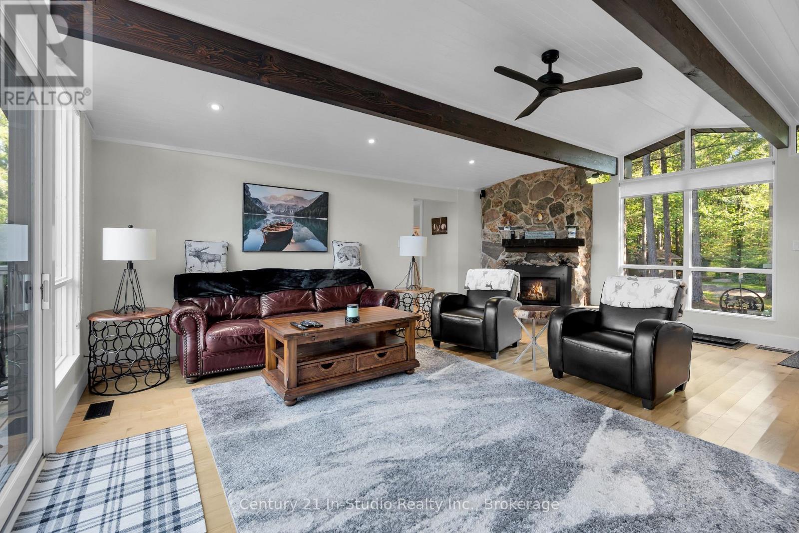 Photo 38 of 551 Peninsula Road, Gravenhurst ON
