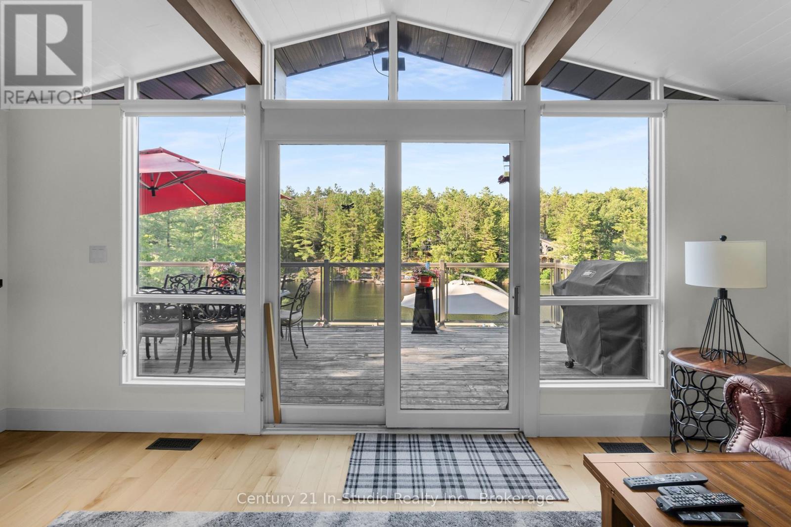 Photo 32 of 551 Peninsula Road, Gravenhurst ON