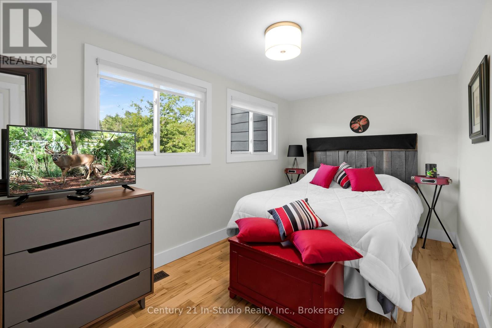 Photo 43 of 551 Peninsula Road, Gravenhurst ON
