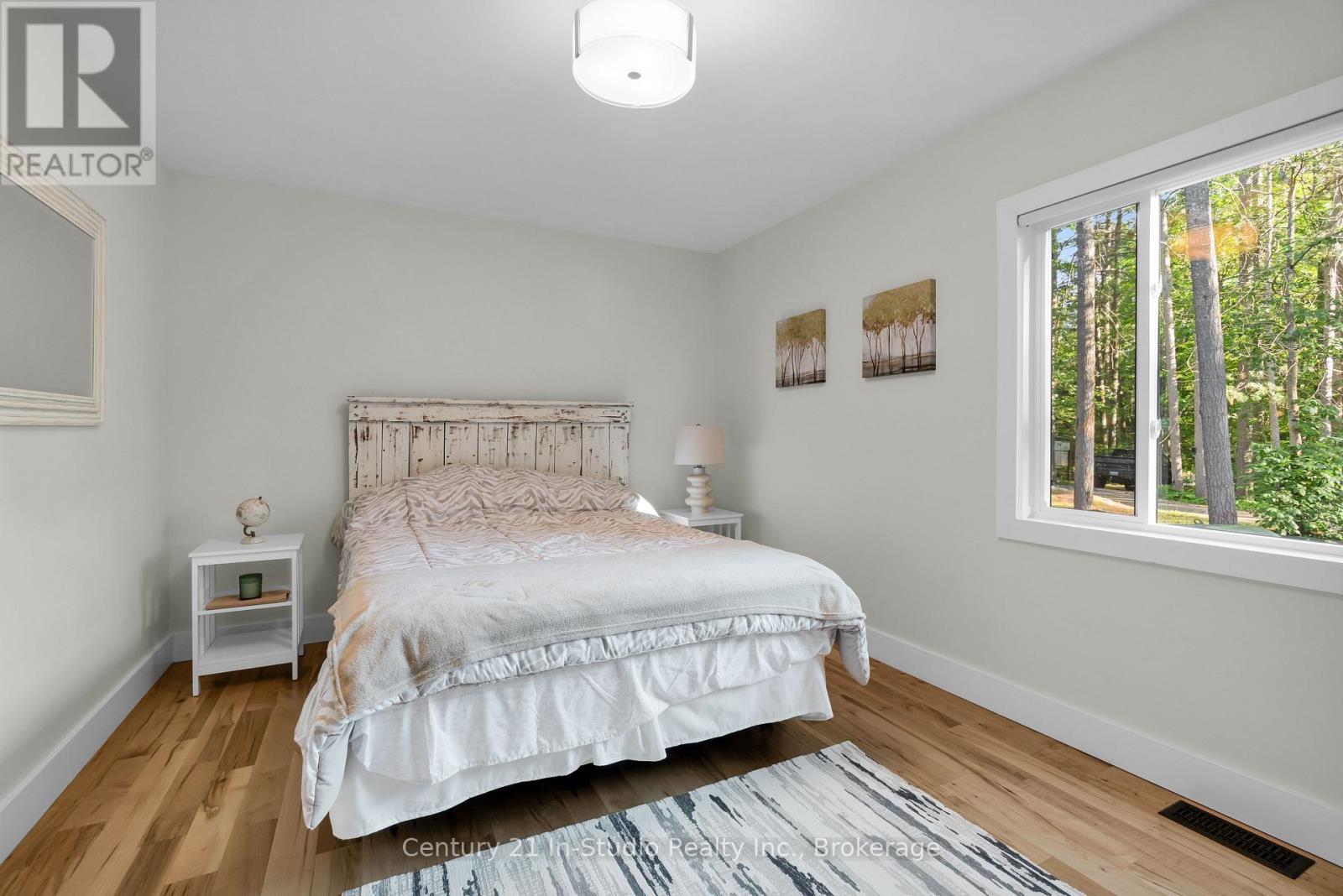 Photo 42 of 551 Peninsula Road, Gravenhurst ON