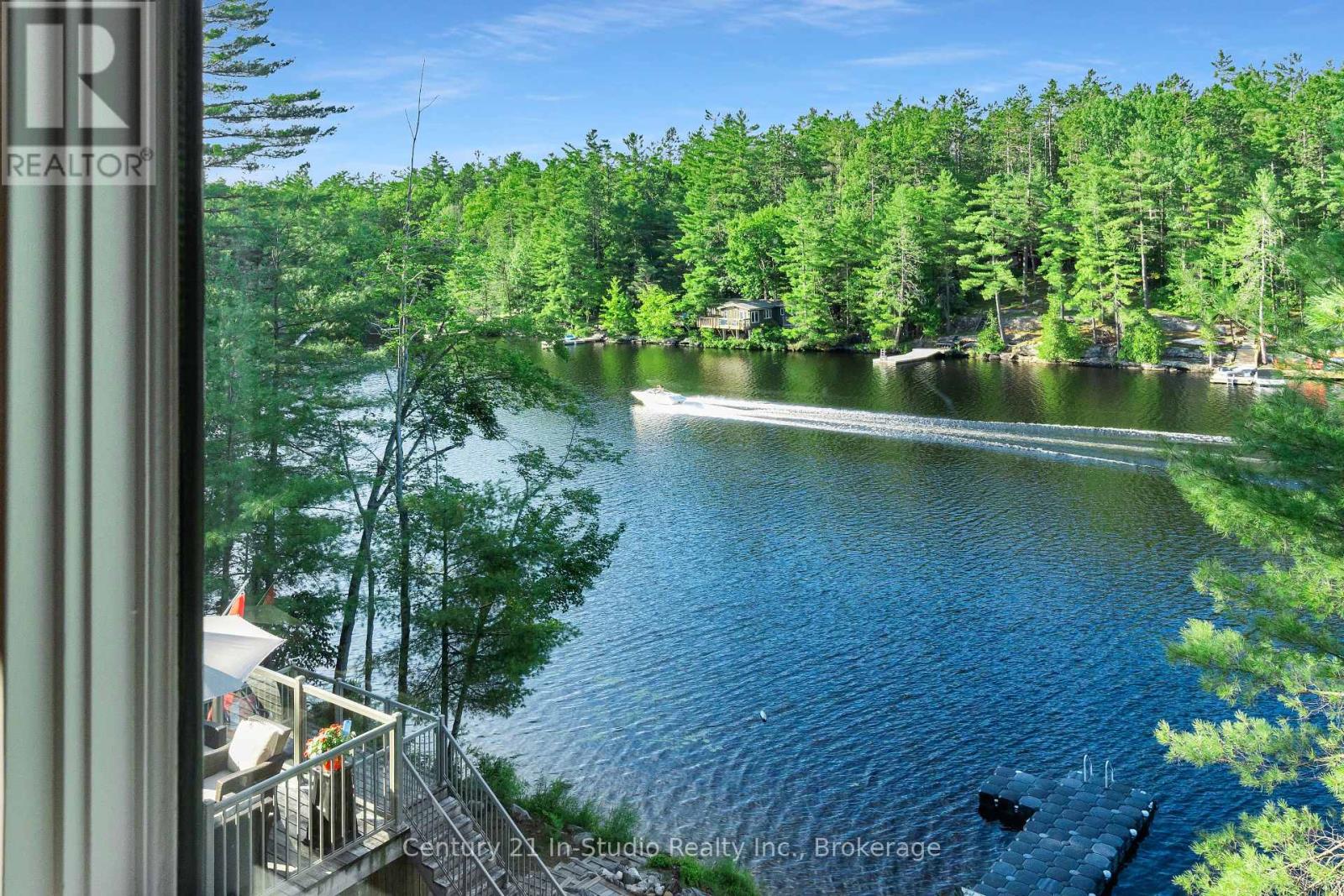Photo 33 of 551 Peninsula Road, Gravenhurst ON