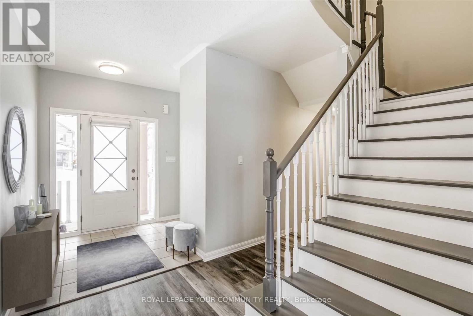 Photo 21 of 16 Don Hadden Crescent, Brock ON