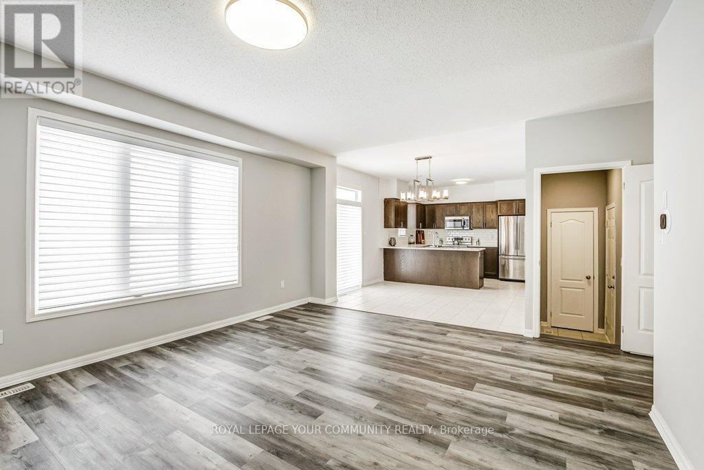 Photo 27 of 16 Don Hadden Crescent, Brock ON