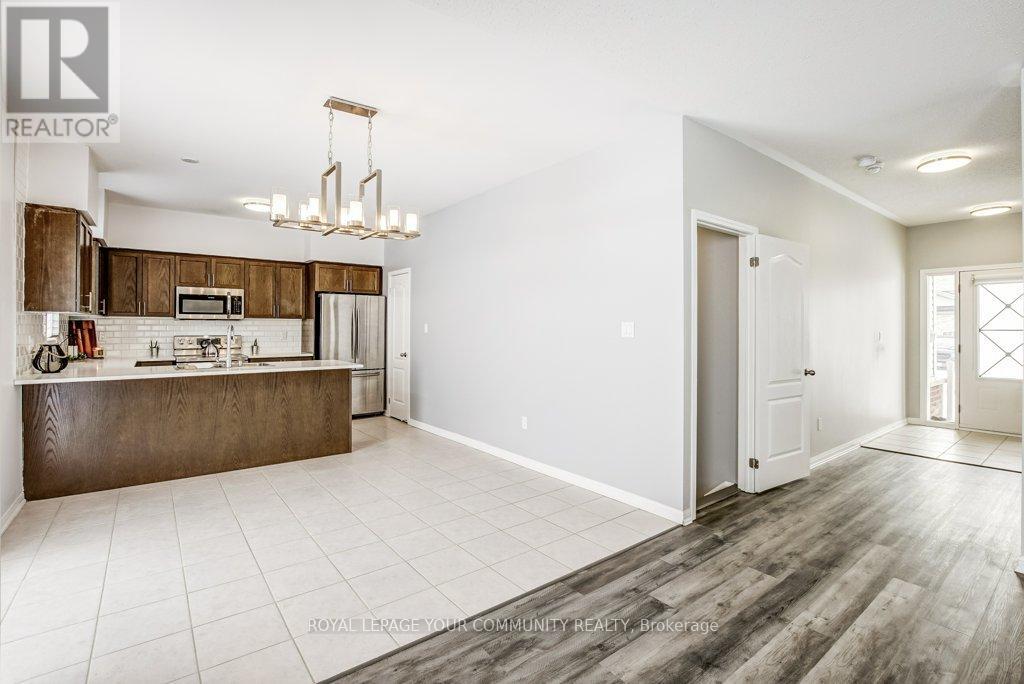 Photo 7 of 16 Don Hadden Crescent, Brock ON