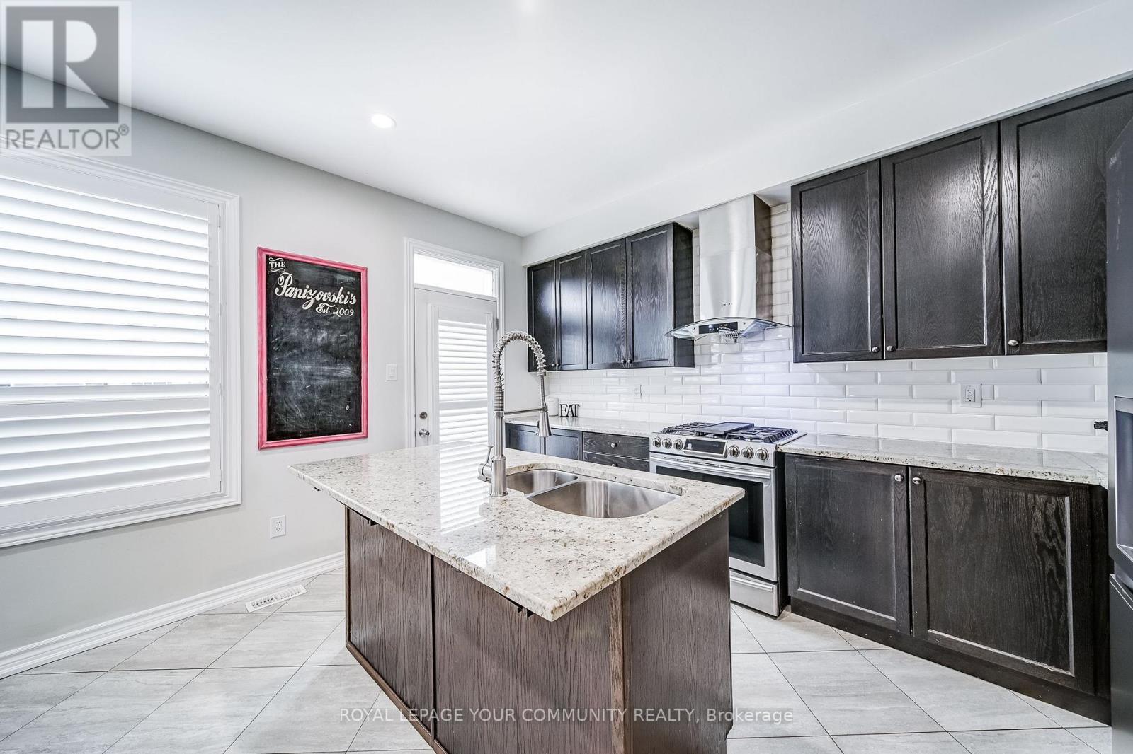 Photo 21 of 57 Lampkin Street, Georgina ON