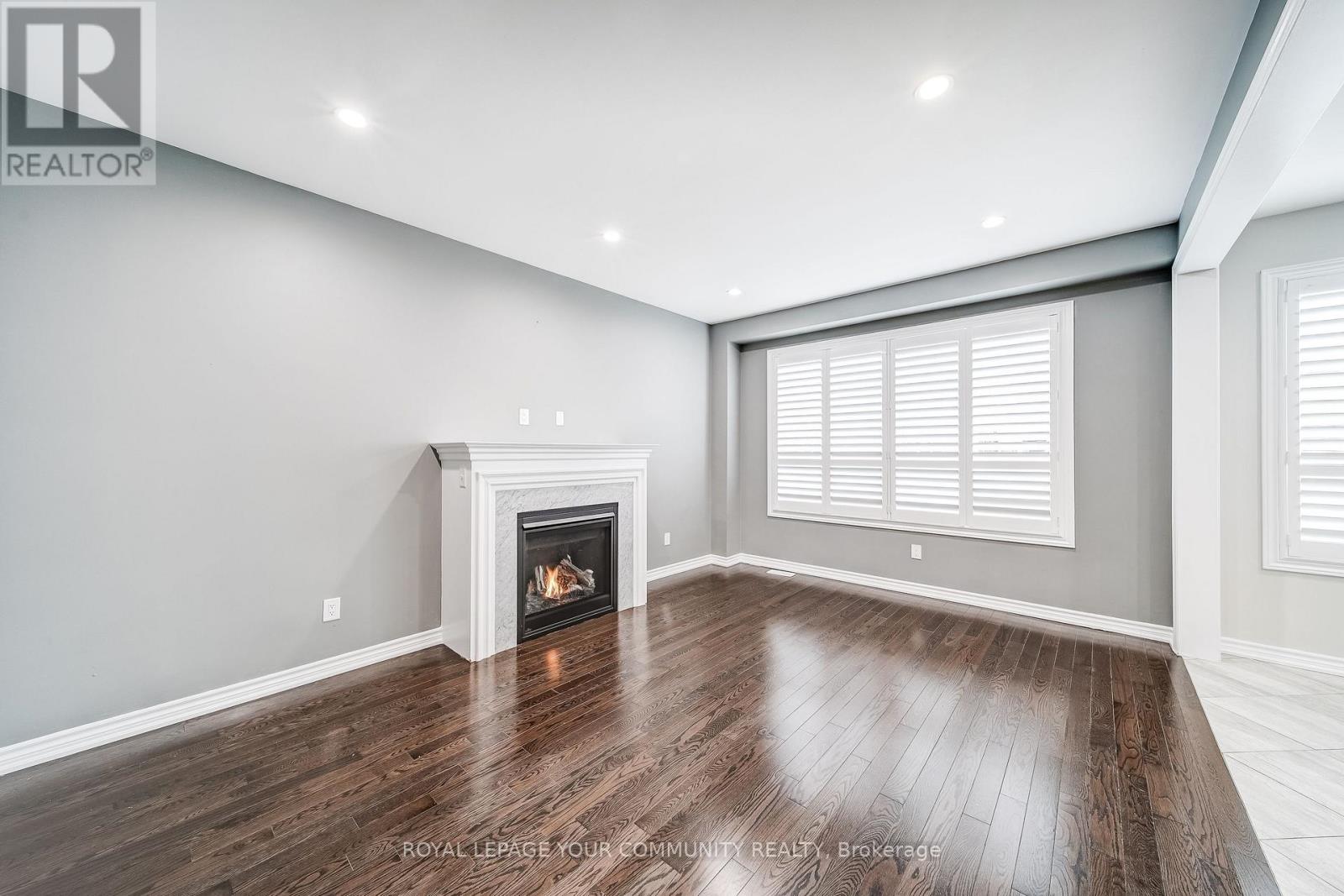 Photo 47 of 57 Lampkin Street, Georgina ON