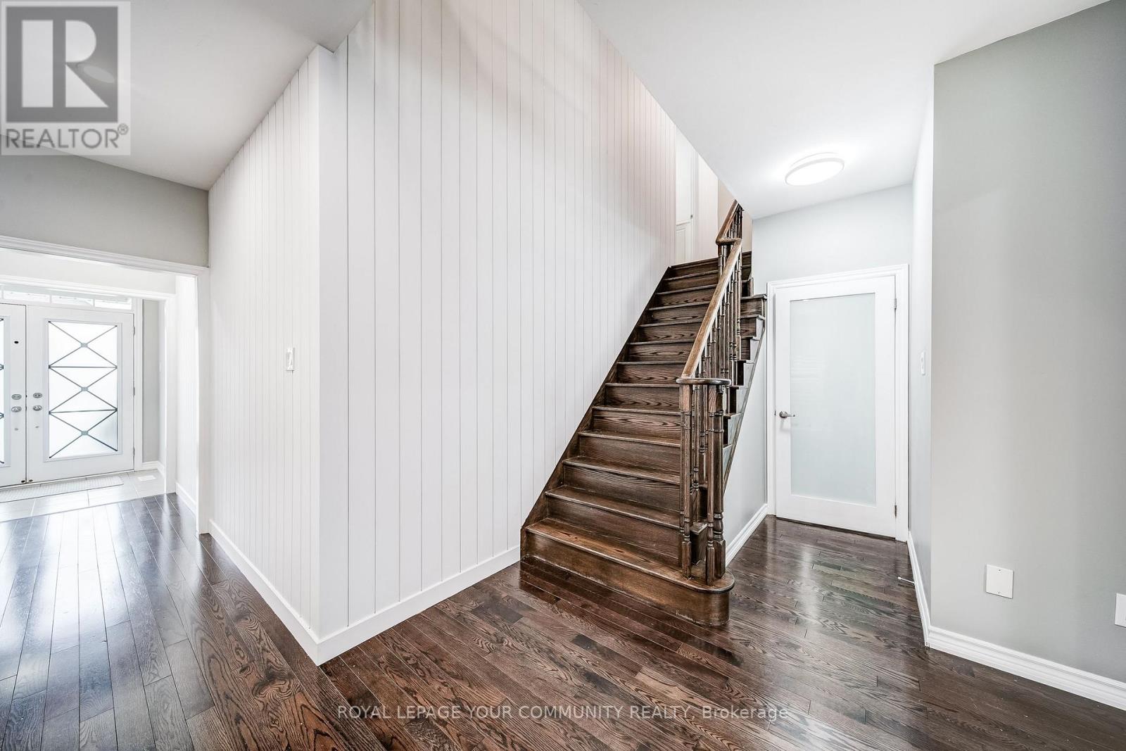 Photo 29 of 57 Lampkin Street, Georgina ON