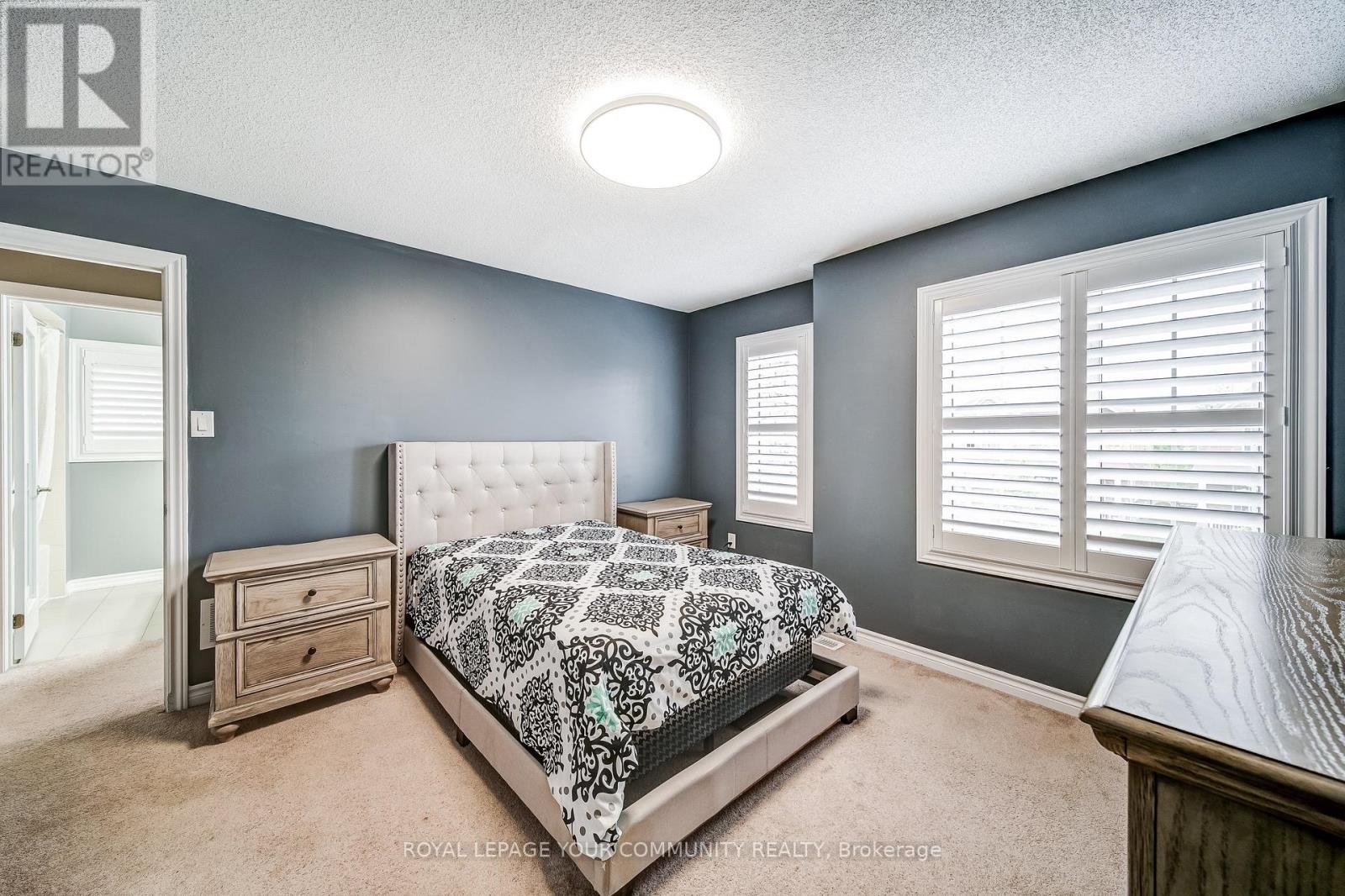 Photo 31 of 57 Lampkin Street, Georgina ON