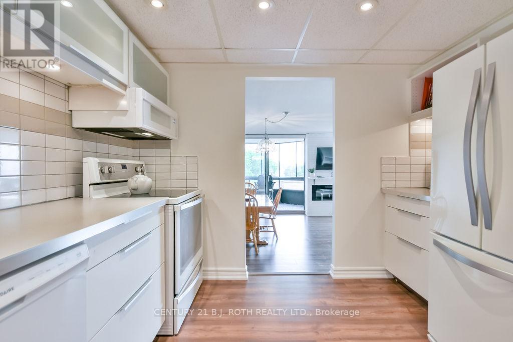 Photo 26 of 405 181 Collier Street, Barrie ON