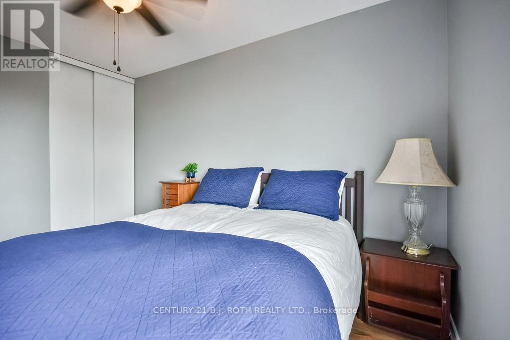 Photo 6 of 405 181 Collier Street, Barrie ON