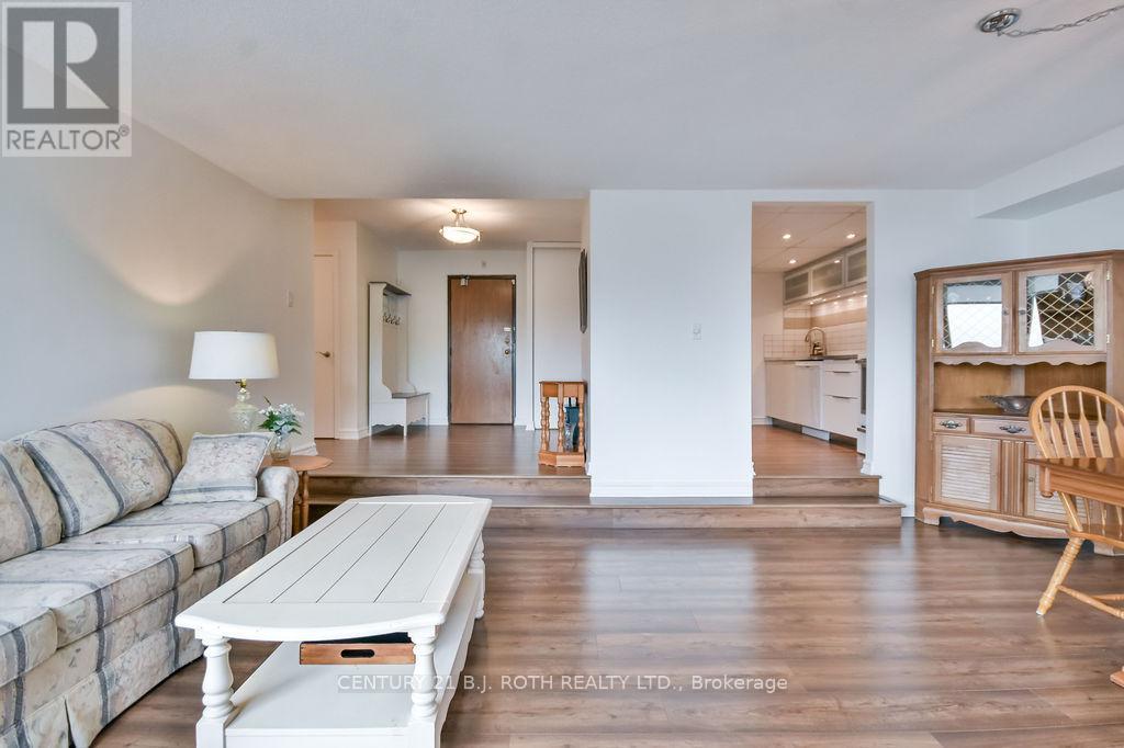 Photo 34 of 405 181 Collier Street, Barrie ON