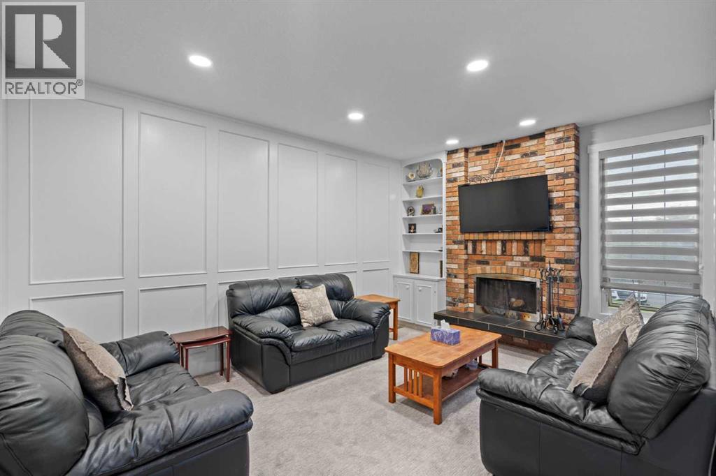 Single Family House Bungalow for Sale in  Whiteland Bay NE Whitehorn Calgary 