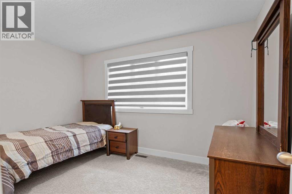 Single Family House Bungalow for Sale in  Whiteland Bay NE Whitehorn Calgary 