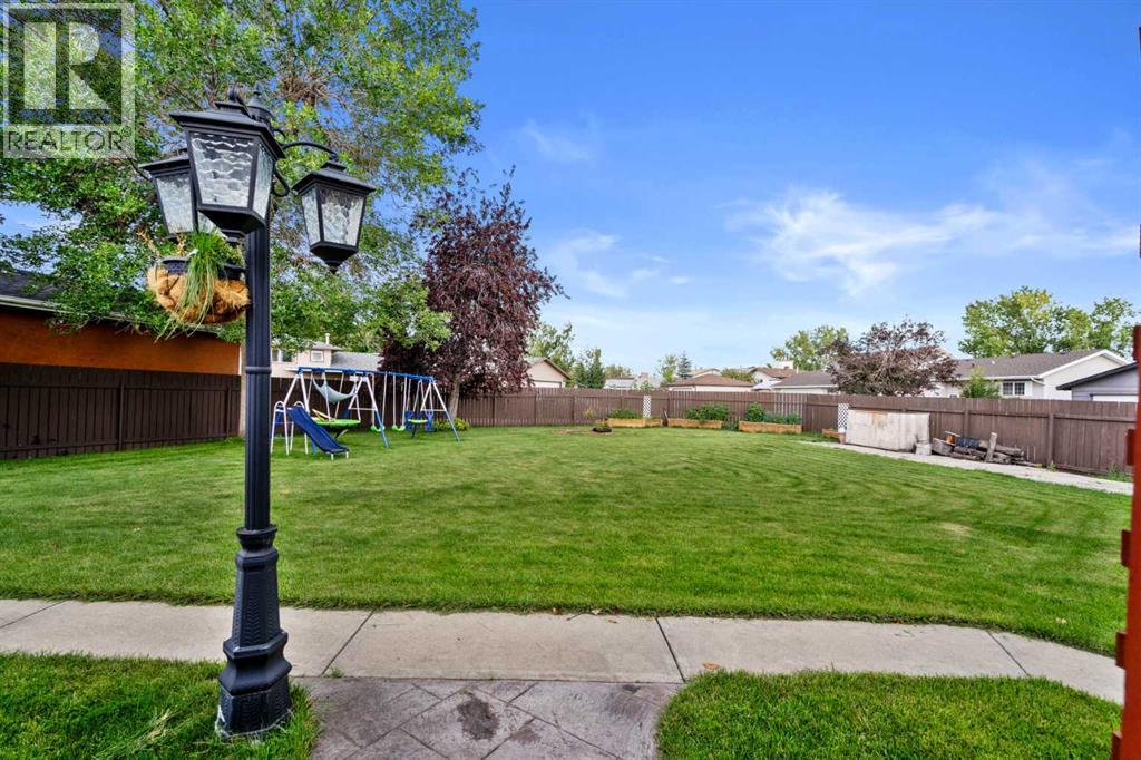 Single Family House Bungalow for Sale in  Whiteland Bay NE Whitehorn Calgary 