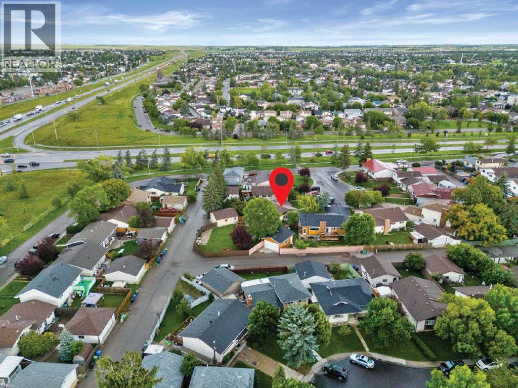 Single Family House Bungalow for Sale in  Whiteland Bay NE Whitehorn Calgary 