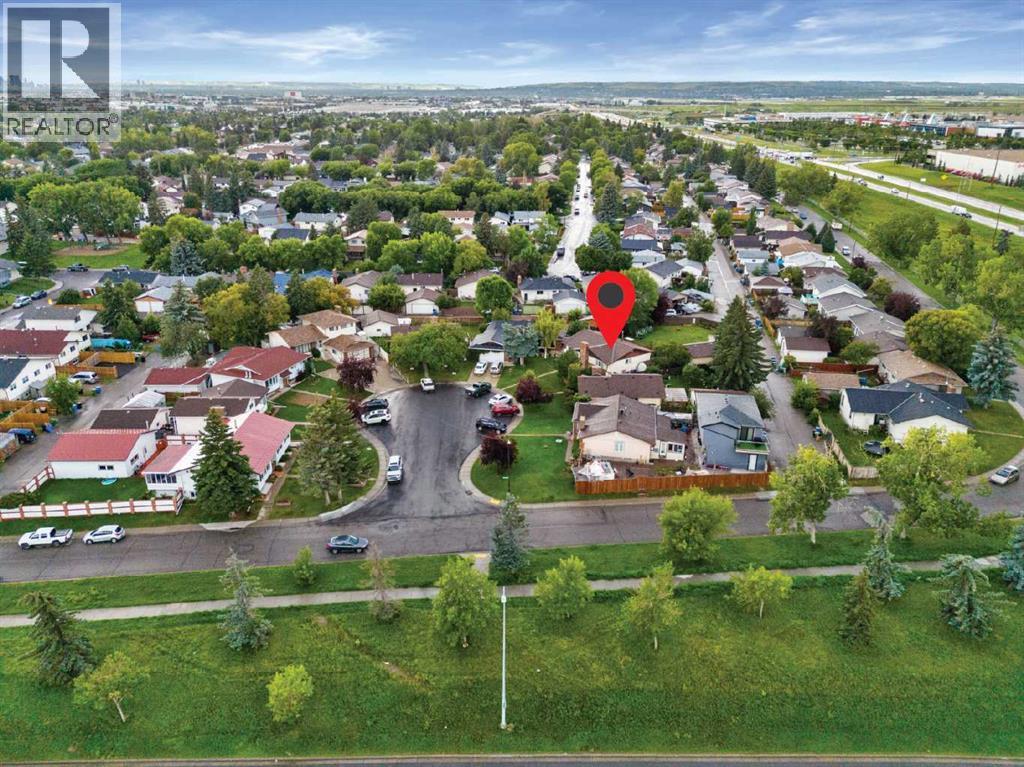 12 Whiteland Bay NE, Calgary, Alberta