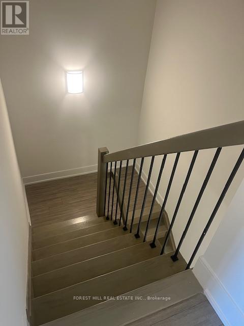 Photo 9 of Th 9 310 Tweedsmuir Avenue, Toronto ON