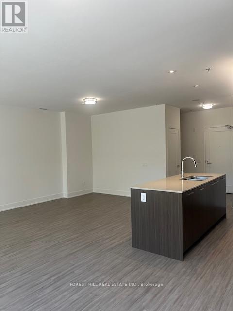 Photo 2 of Th 9 310 Tweedsmuir Avenue, Toronto ON