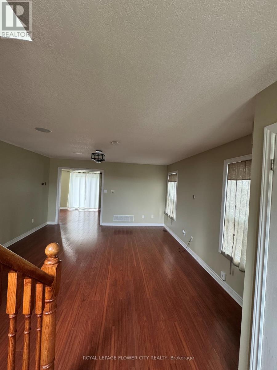 Photo 3 of 1462 14 Avenue East Avenue, Owen Sound ON