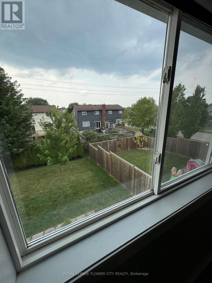 Photo 13 of 1462 14 Avenue East Avenue, Owen Sound ON