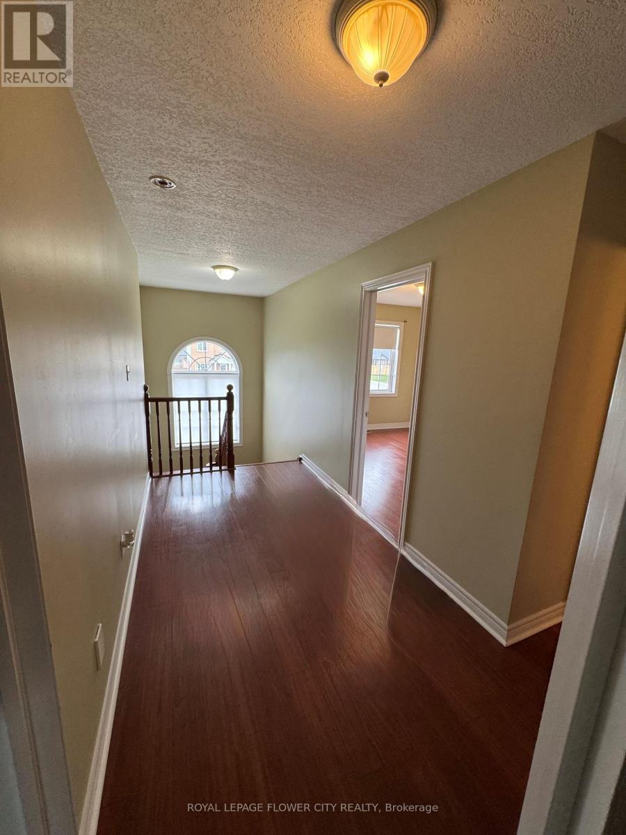 Photo 2 of 1462 14 Avenue East Avenue, Owen Sound ON