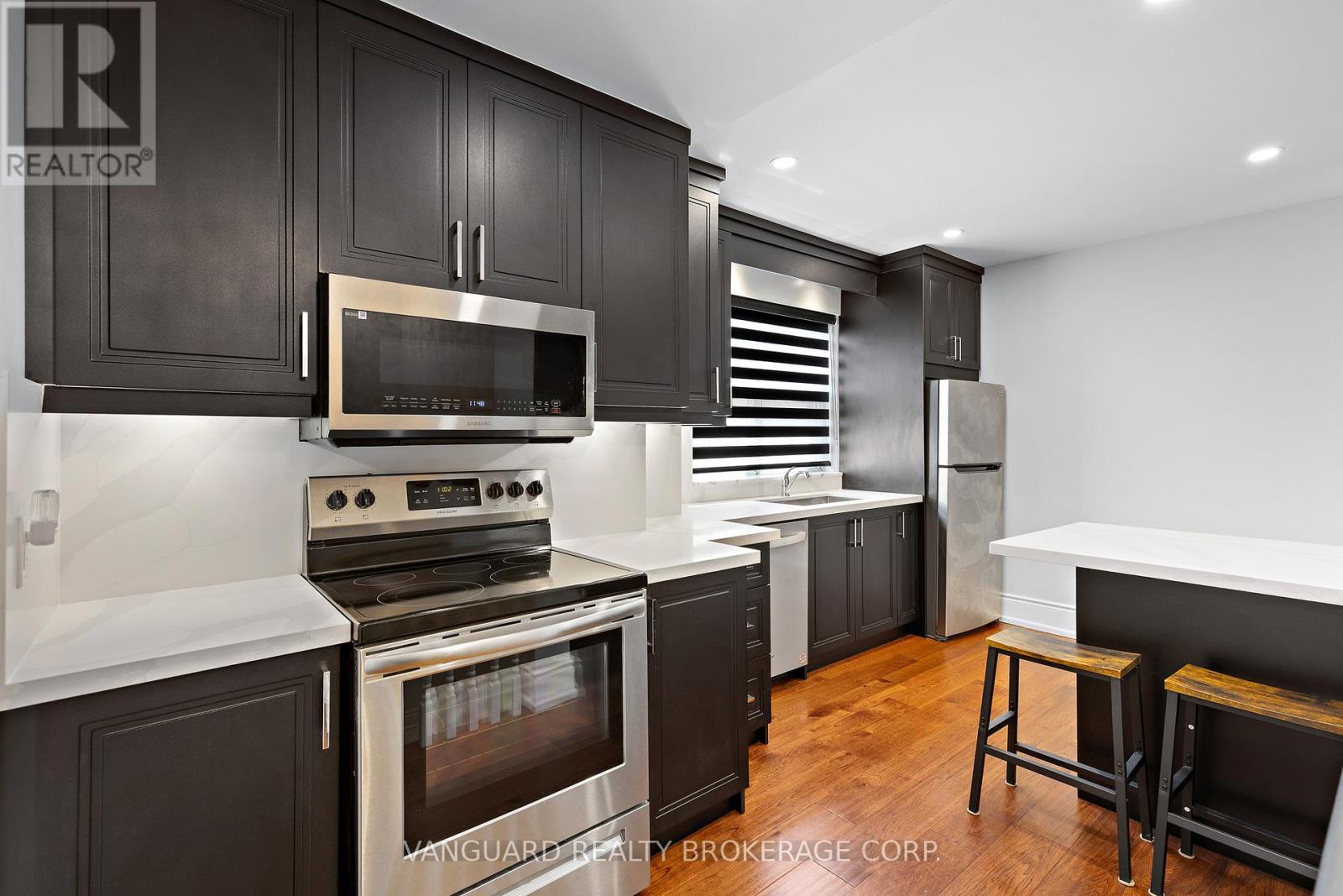 Photo 6 of 220 Belgravia Avenue, Toronto ON