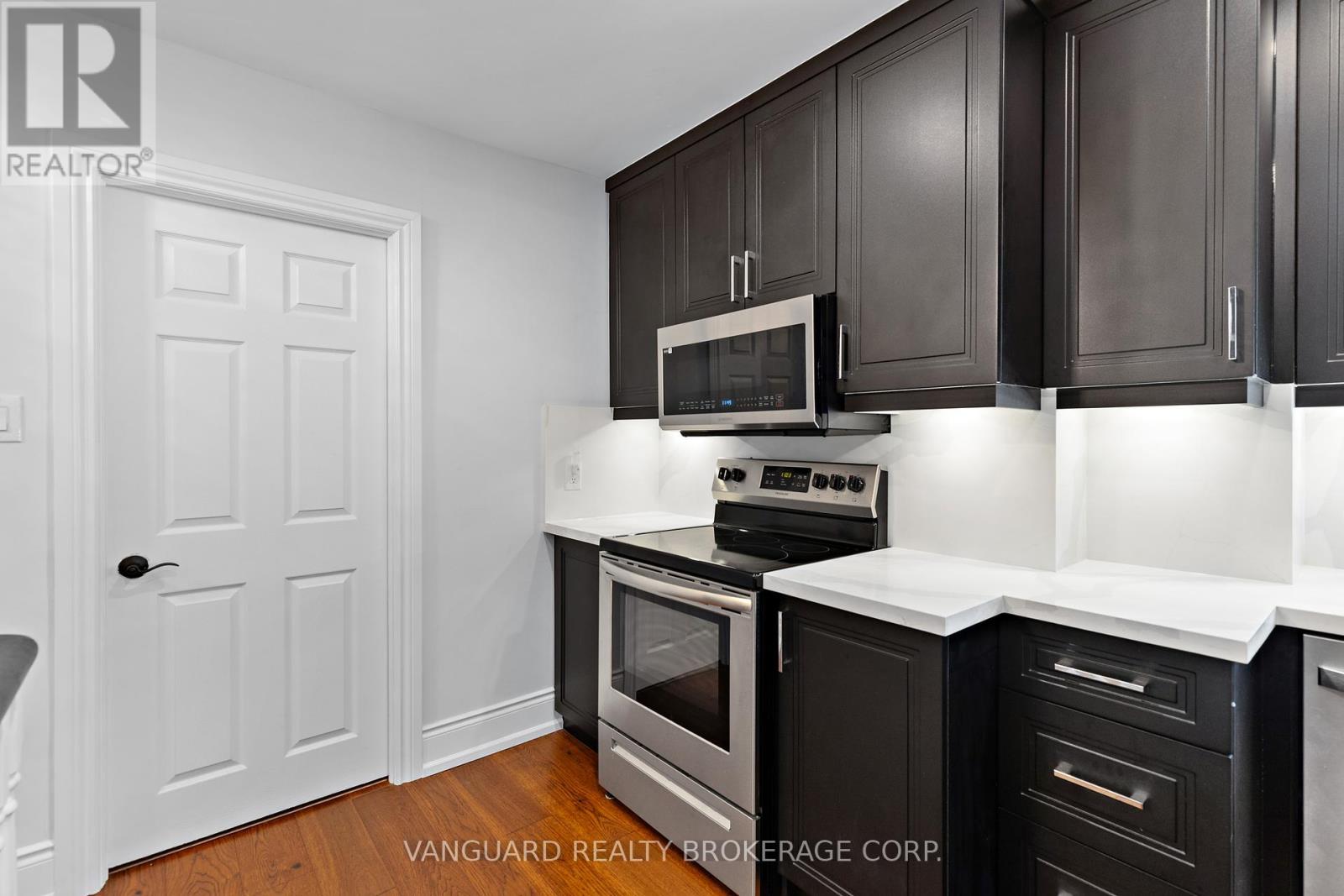 Photo 9 of 220 Belgravia Avenue, Toronto ON