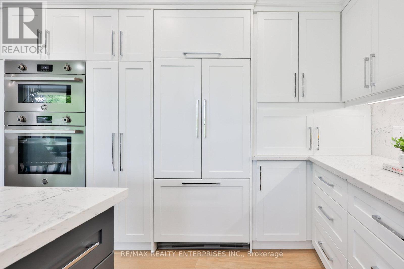 Photo 11 of 1215 Indian Road, Mississauga ON