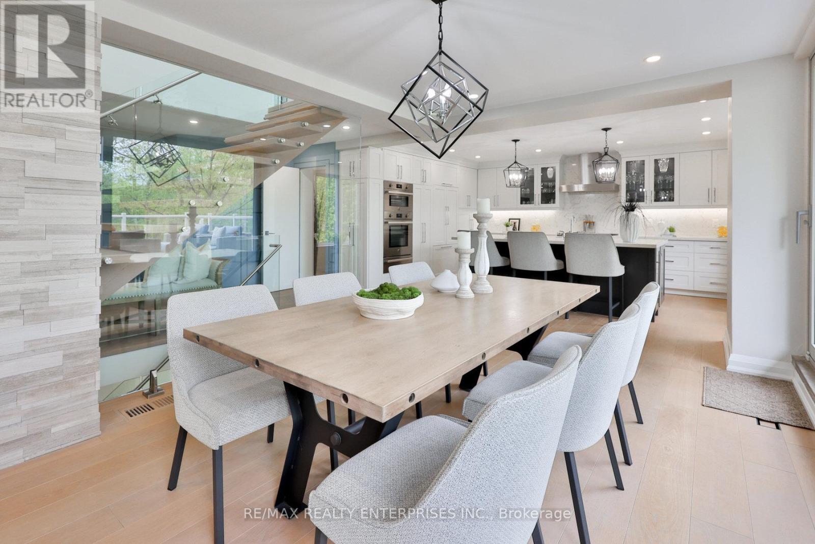 Photo 13 of 1215 Indian Road, Mississauga ON