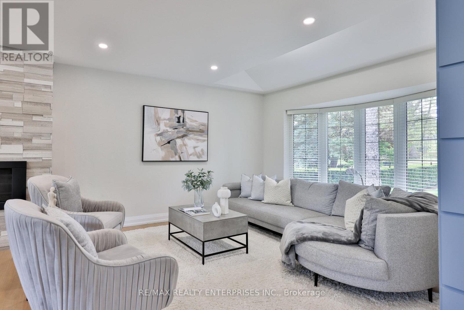 Photo 16 of 1215 Indian Road, Mississauga ON